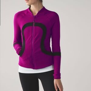 Lululemon Find Your Bliss Reversable‎ Workout Athletic Jacket Regal Plum / Black